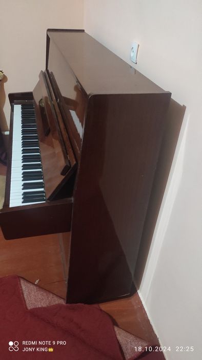 Пианино сотилади холати янги яхши