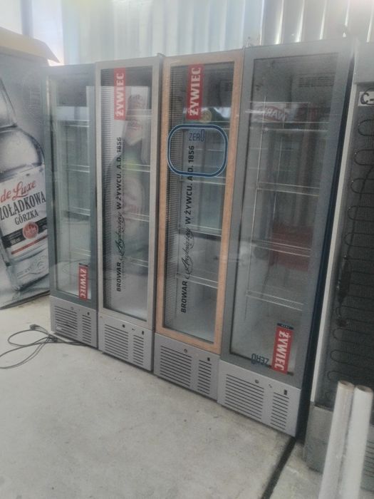 Vitrine frigorifice verticale /frigider /dozatoare /duble