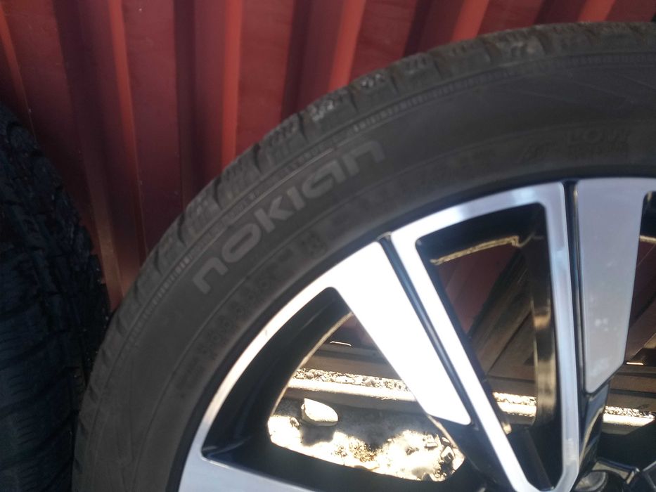 Set 4 Anvelope Iarna Nokian WR A4 235 45 R19 ci275