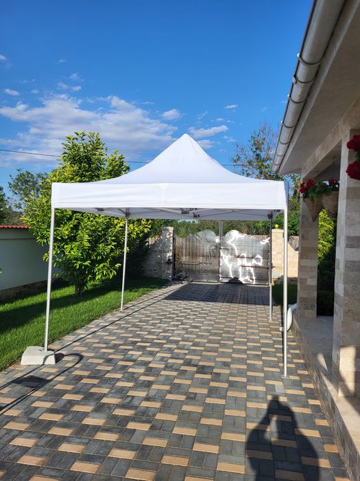 Cort/Inchiriez Cort/Pavilion/Inchiriez Pavilion/Inchiriez Pavilioane