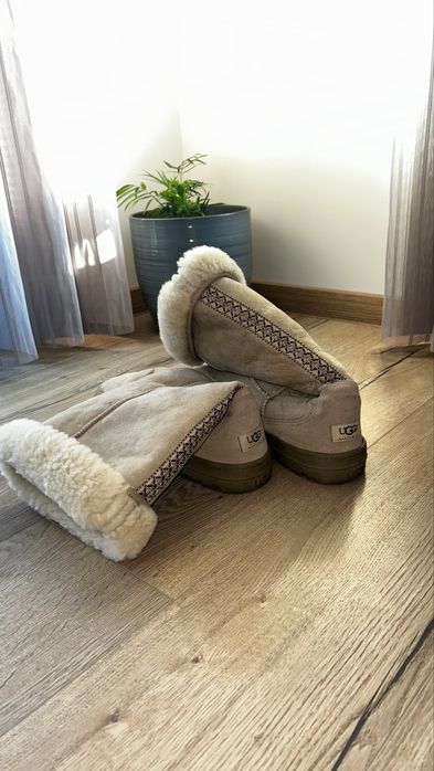 Оригинални, високи боти от велур и естествена кожа UGG, 44-ти номер