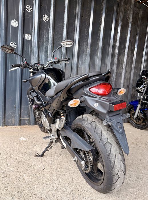 Suzuki Gladius 650 ABS 2015 (MotoBuz) -posibilitate A2- RATE FIXE-GARANTIE