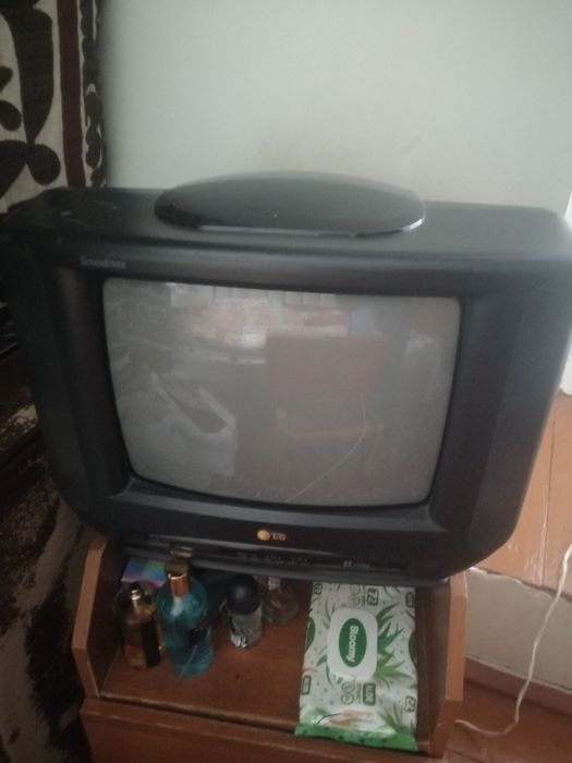 Продаётся телевизоры.