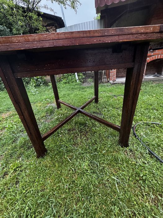 Masa din lemn si 4 scaune