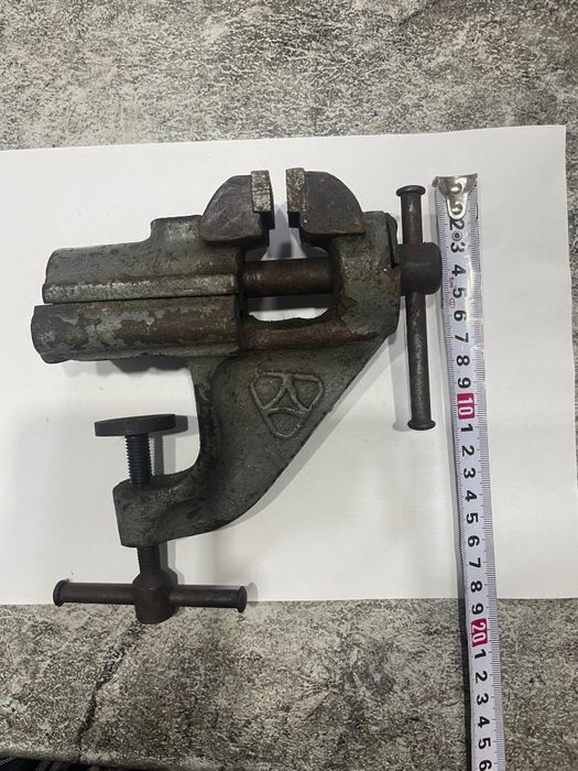 Тиски советские а