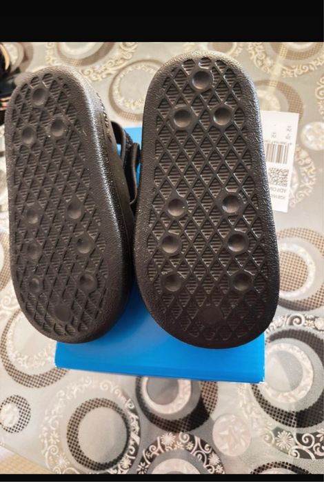 Sanda Adidas copii masura 25