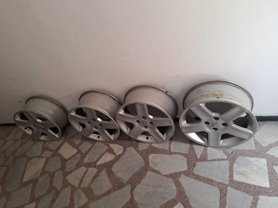 Алуминиеви джанти 17 "