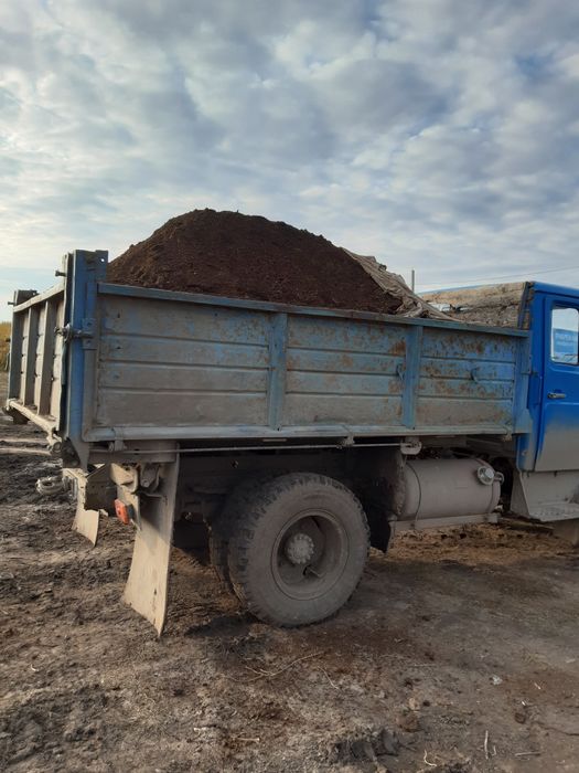 Перегной,чернозём,земля,песок, щебень