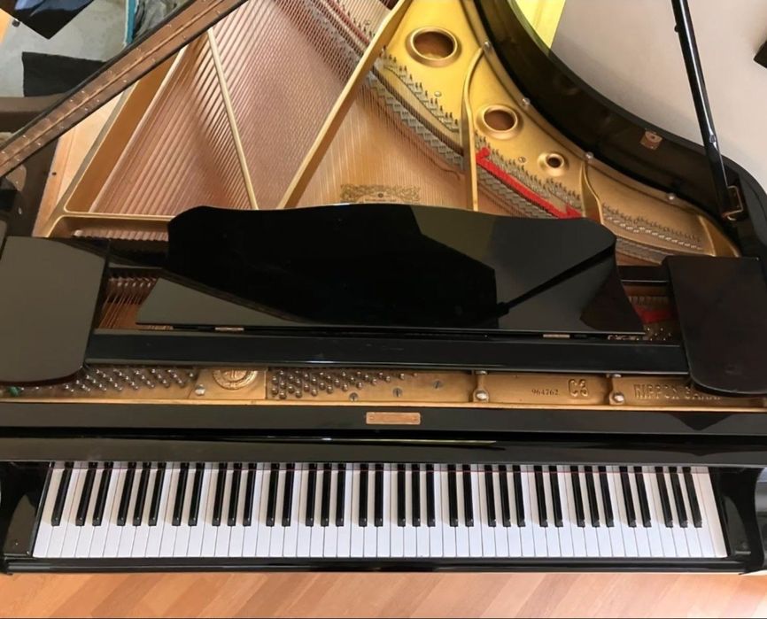 Акустичен роял Yamaha C3