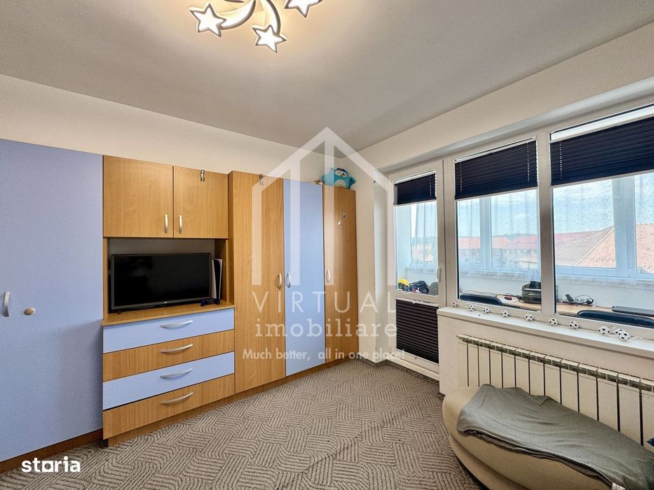 Apartament cu 3 camere, 75mp utili+3 balcoane, etaj 5/5, bloc cu lift