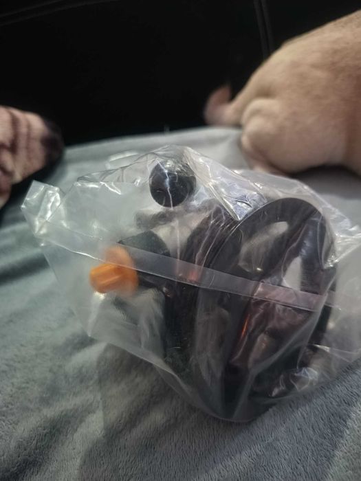 ЧИСТО НОВА Хидравлична помпа за Toyota Avensis T25 2.0 D4D Disel