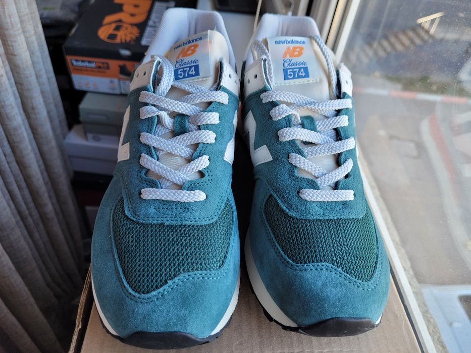 New Balance 574 Classic v2