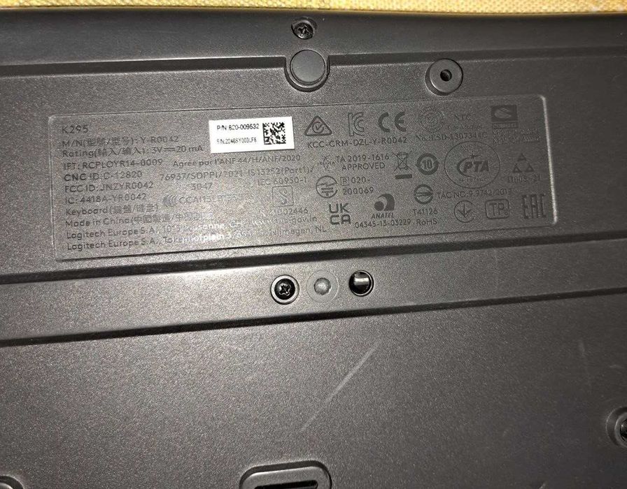 б/у клавиатура Logitech, беспроводные