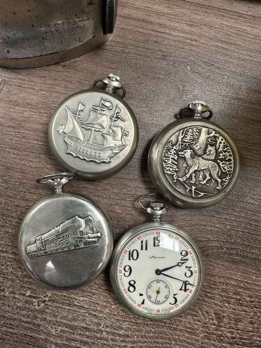 Джобни часовници молния