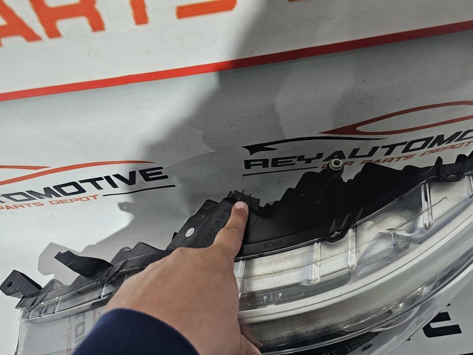 Far stanga Nissan Qashqai dupa 2014 cod 100-18013