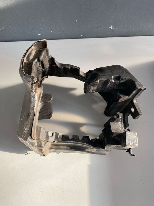 Burete izolatie caldura VOLVO XC90 S90 31492154 32252302