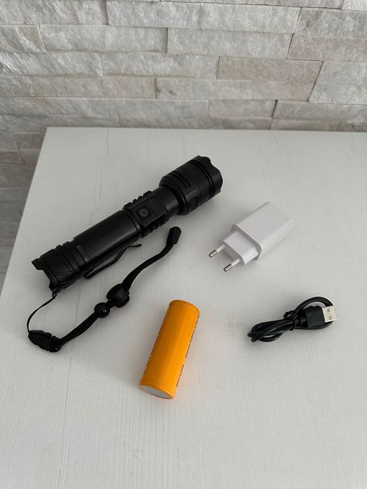 Lanterna NOUA led 30w, 3000 metri