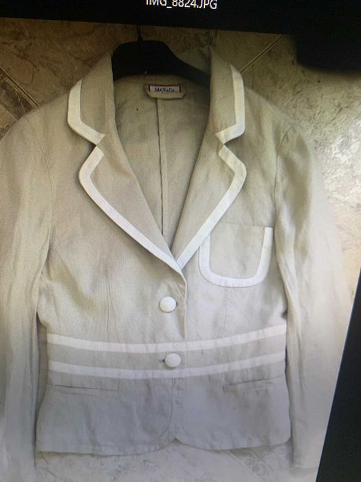 Продавам сако MaxMara