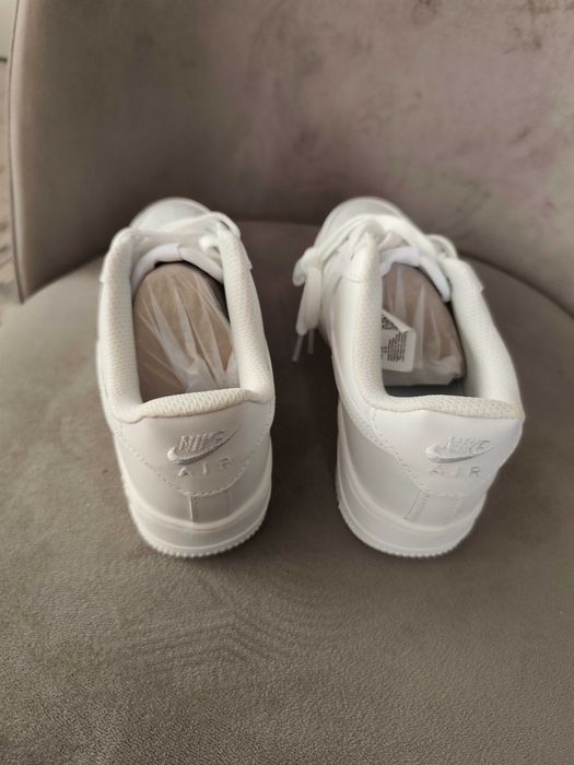 Маратонки  NIKE AIR FORCE 1