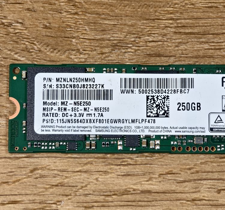 SSD Samsung 850 Evo 250gb, ca noi