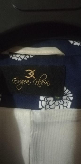Продам костюм двойку Kalvin Klein