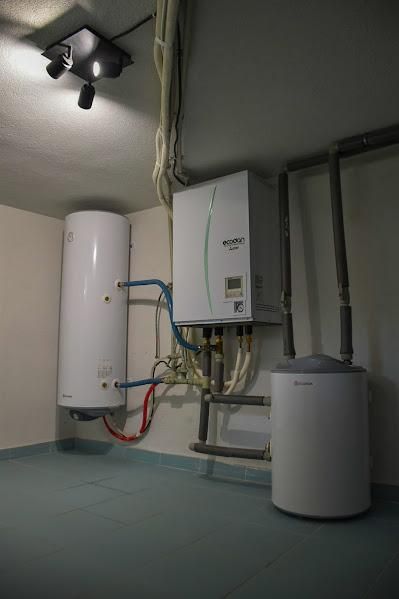 Продава се Къща в с. Драгичево, Област Перник - 320 кв.м за 814 €/кв.м - Снимка #14