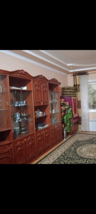 Стенка горка сотилади