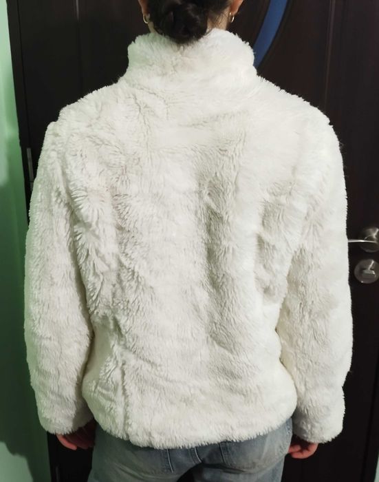 Blană albă adolescenta -damă