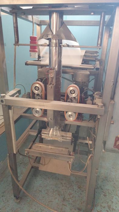 Vand masina ambalat verticala