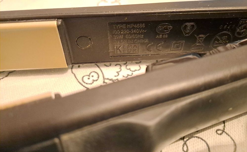 Placa ceramică pentru îndreptat părul Philips