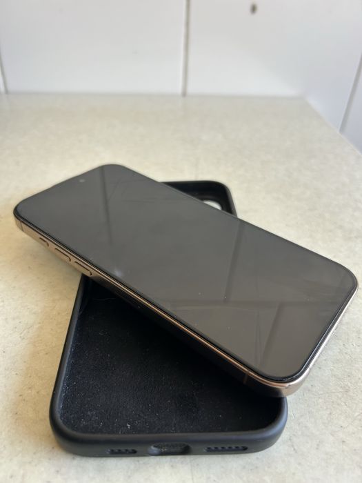iPhone 16 pro max 256 gb desert titanium