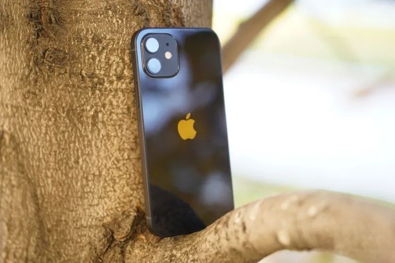 iPhone 12 – 128GB | LL/A + Оригинальная зарядка