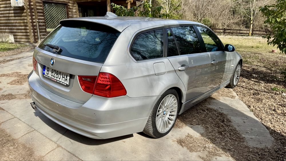 BMW e91 330  xDrive M57