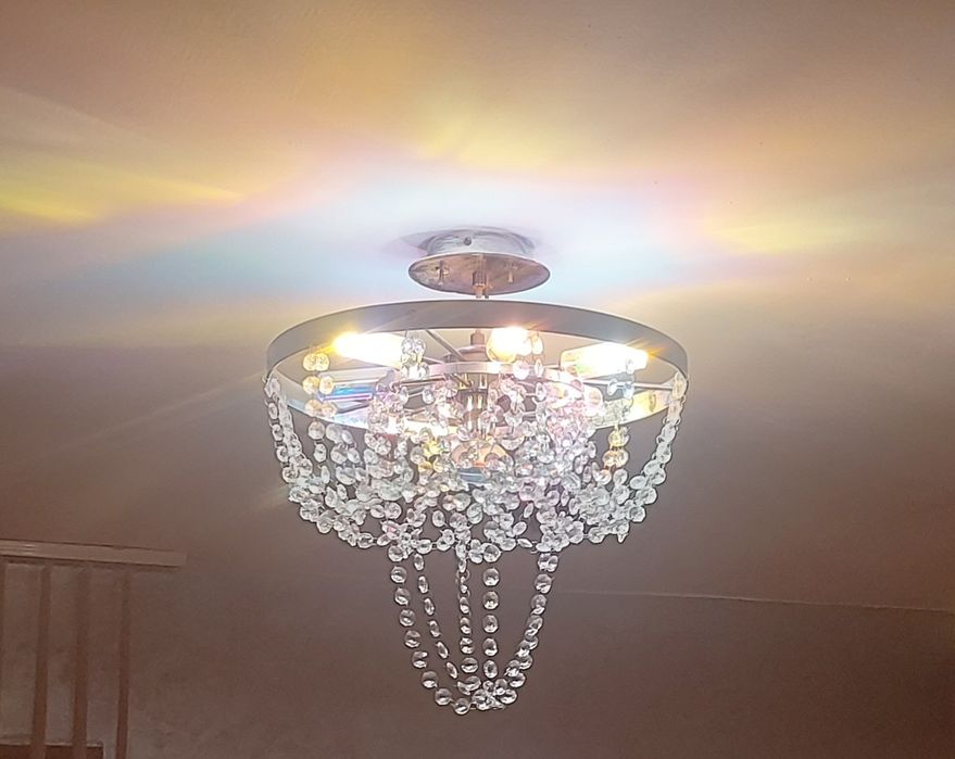 Продавам полилей