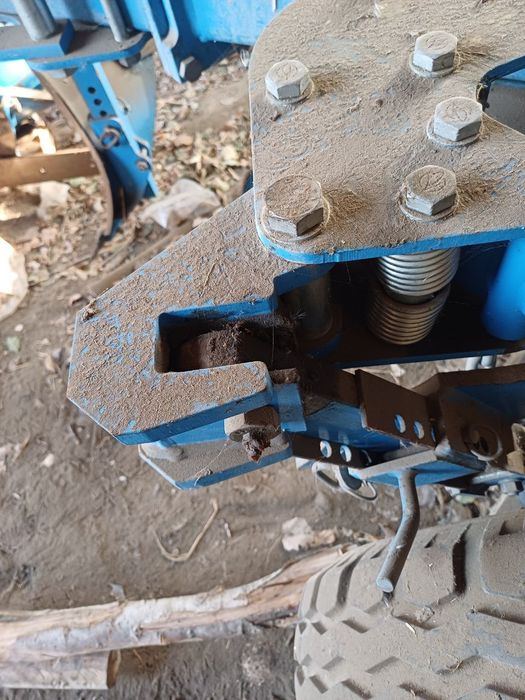 Lemken 2+1 xolati yangi