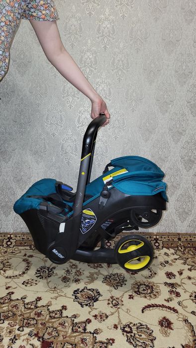 Продам автокресло + коляска + люлка