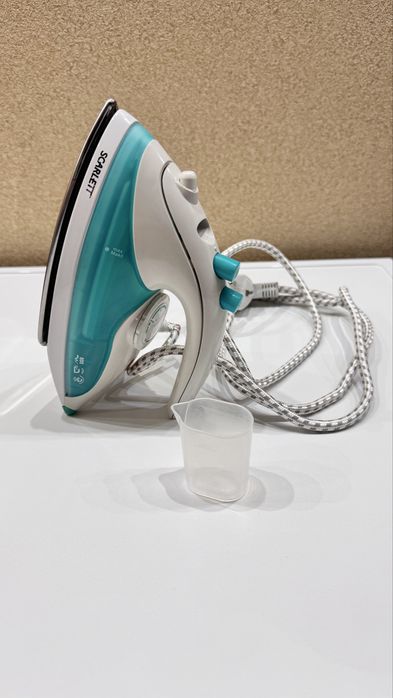 Дорожный мини утюг Scarlett