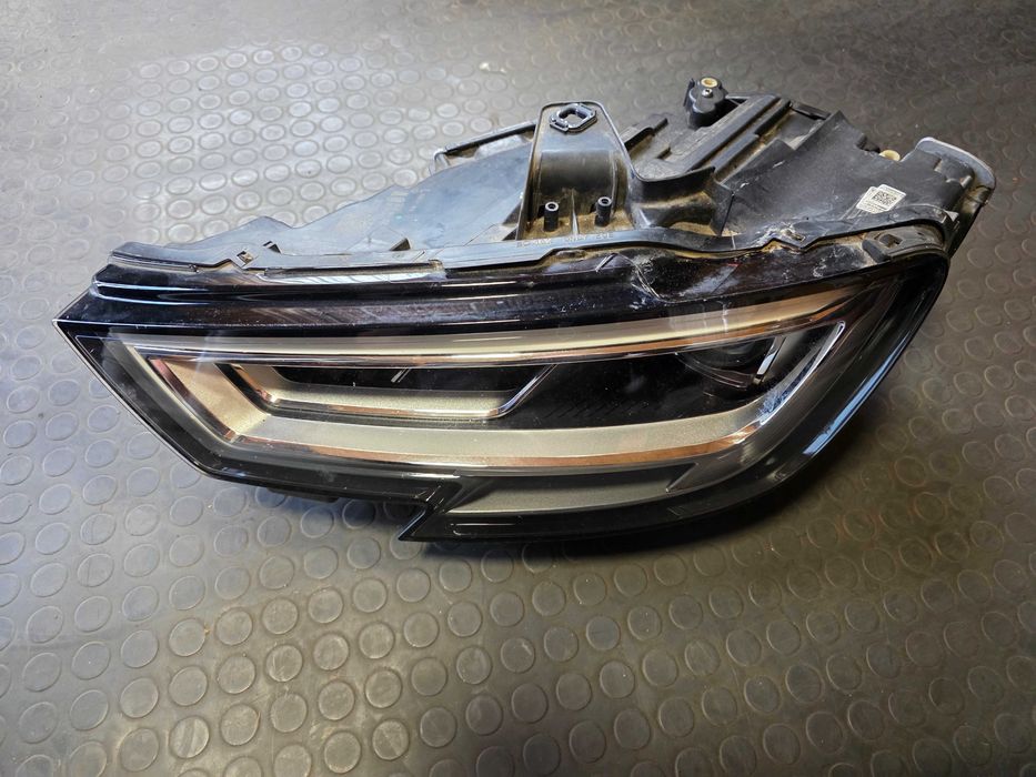Ляв фар за Audi A3 8V  - 8V0 941 033 D