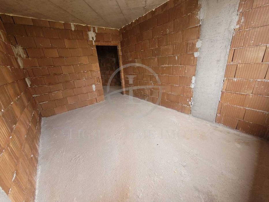 Продава се Четиристаен апартамент в Пловдив, Тракия - 139 кв.м за 1154 €/кв.м - Снимка #5