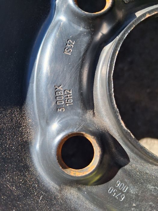 BMW-16цола-5/120-резервна гума/патерица/-1бр.-100лв.