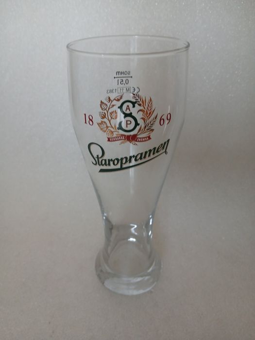 Халба за бира Staropramen, 500ml.