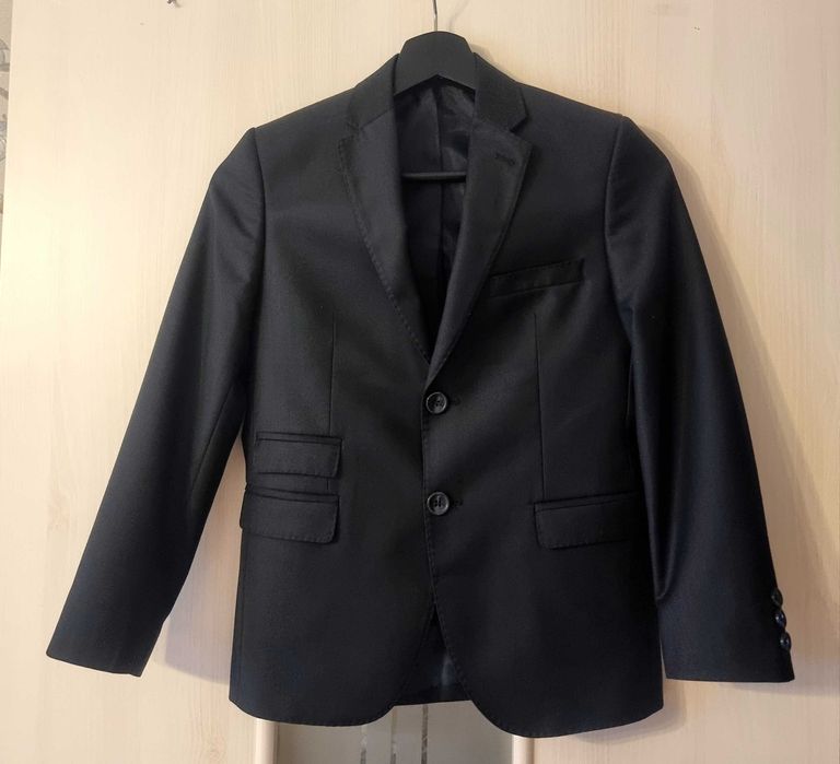 Детский пиджак черный 8-9 лет