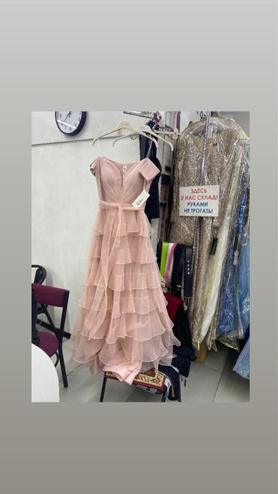 Продам вечернее платье на выпускной