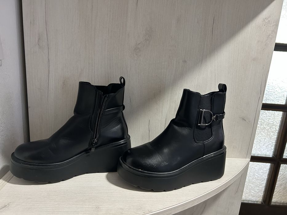 Дамски зимни боти