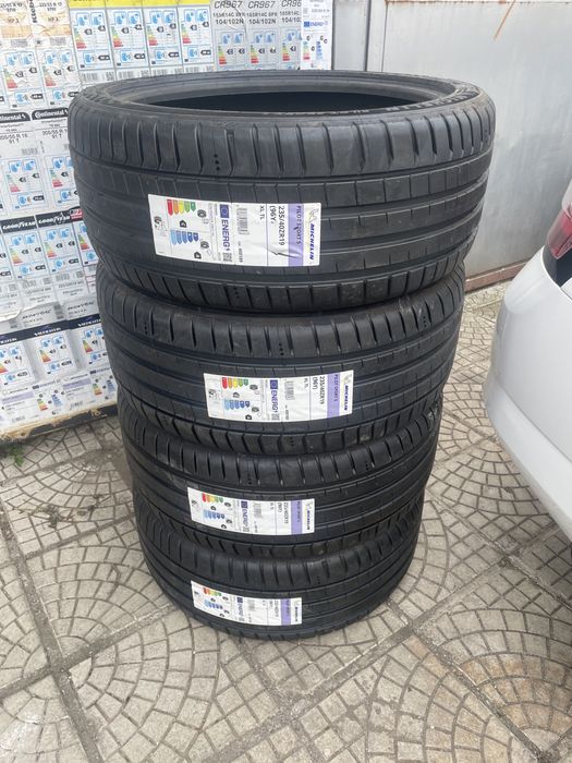 4бр.нови летни гуми Pilot Sport 5 235/40ZR19 96Y Extra Load
