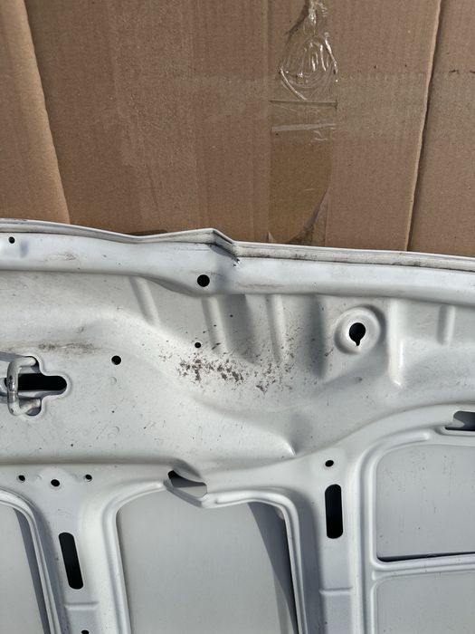 Продам капот hyundai i20