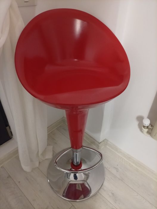 Scaun bar reglabil rotativ