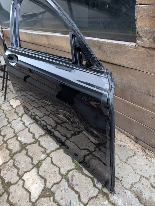 Предна дясна врата БМВ г30