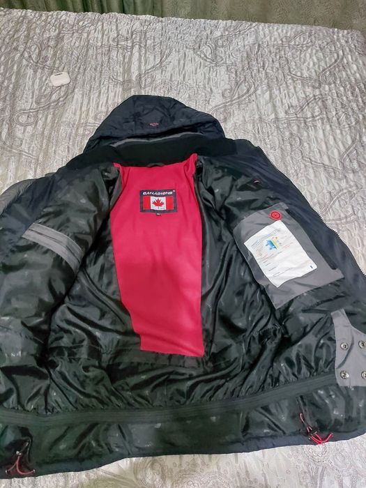 Продам куртку зимнюю,