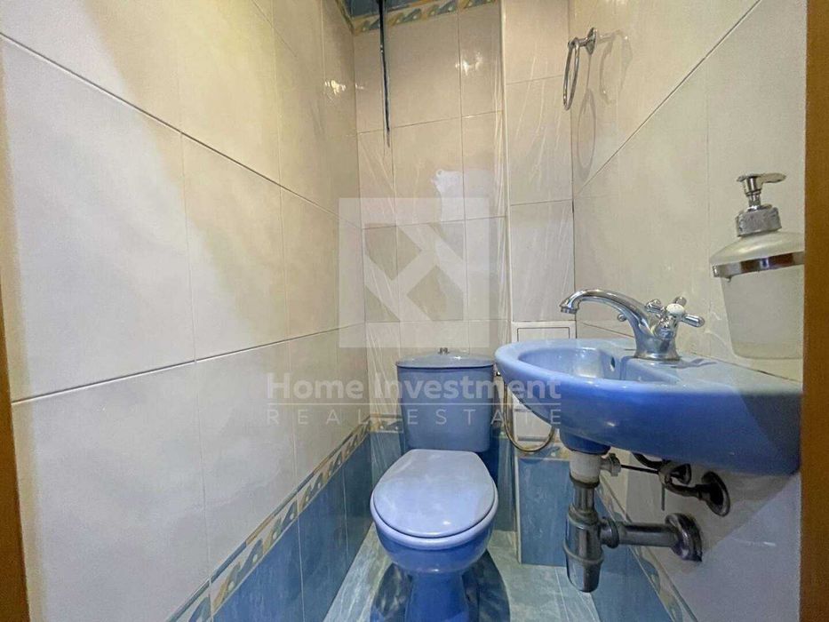 Продава се Четиристаен апартамент в Варна, Зимно кино Тракия - 137 кв.м за 1971 €/кв.м - Снимка #13